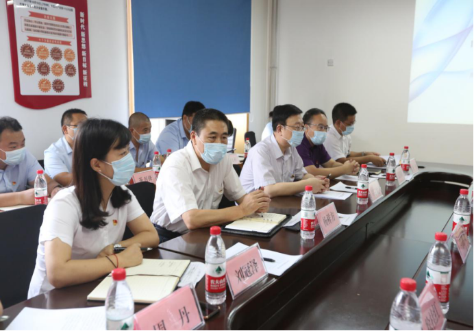 尊龙凯时控股党委调研物业公司12345市民效劳热线事情