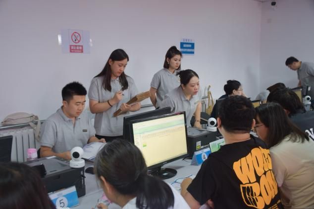 尊龙凯时控股所属恒信诚业公司圆满完成通怀路（昌金路—京平高速公路）蹊径工程（北小营段）选房事情